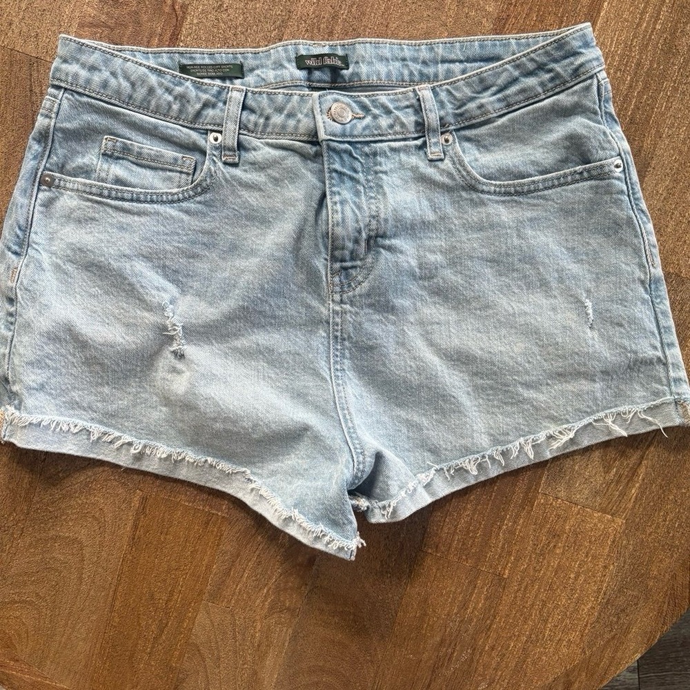 Target Wild‎ Fable Light Blue Denim High Rise Shorts Size 12R